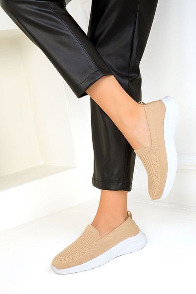 SOHO Women's Sneaker Ten 19452