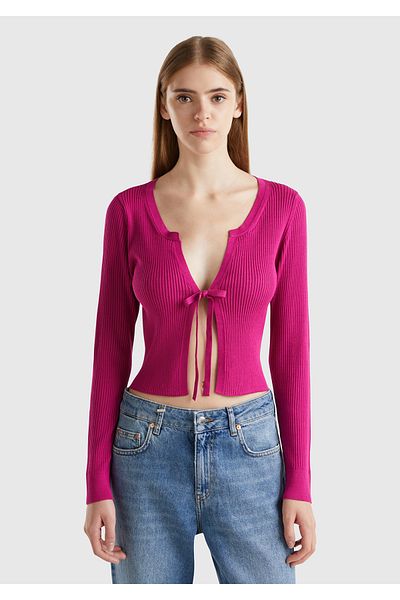 United Colors of Benetton سترة نسائية فوشيا لزجة - تفاصيل ربطة أمامية، رقبة واسعة على شكل حرف V