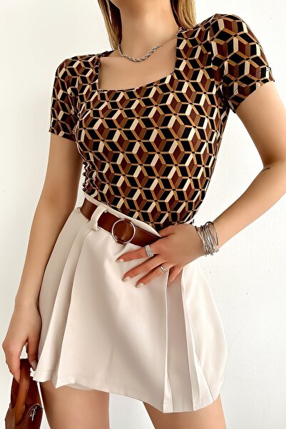 LACHT Γυναικεία κοντομάνικη μπλούζα με τετράγωνο λαιμό καφέ ρετρό σχέδιο