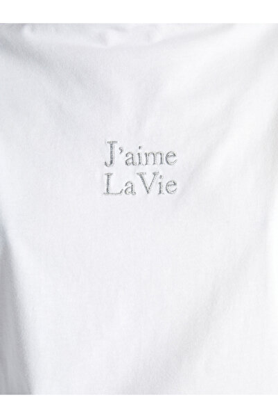 LC Waikiki Γυναικείο κοντομάνικο μπλουζάκι με κεντημένο γιακά