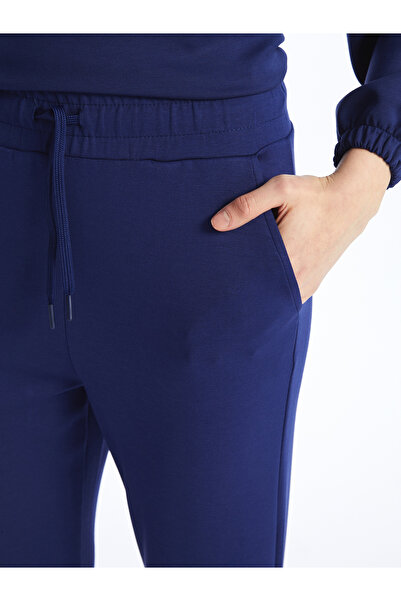 LC Waikiki Női gumírozott derékú, egyenes melegítőnadrág