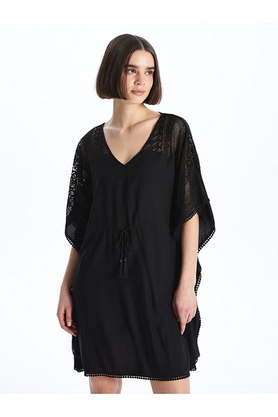LC Waikiki Strandkleid mit V-Ausschnitt und Stickerei-Detail für Damen