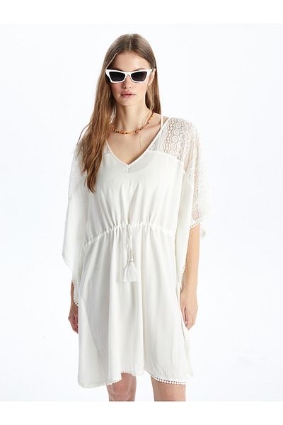 LC Waikiki Strandkleid mit V-Ausschnitt und Stickerei-Detail für Damen