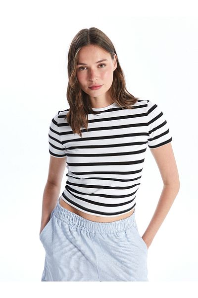 LC Waikiki Γυναικείο T-Shirt με ριγέ Crew Neck - Κοντό μανίκι