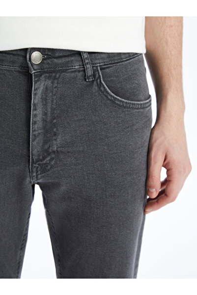 LC Waikiki Ανδρικό τζιν παντελόνι με κανονική εφαρμογή 779