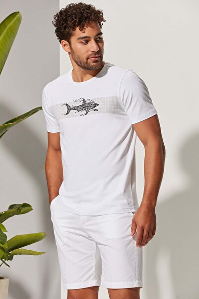 White By Nature O Neck Shark Men's T-shirt