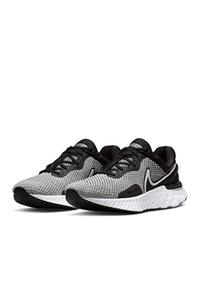 Nike Dd0490-101 React Miler 3 Erkek Koşu Ayakkabı