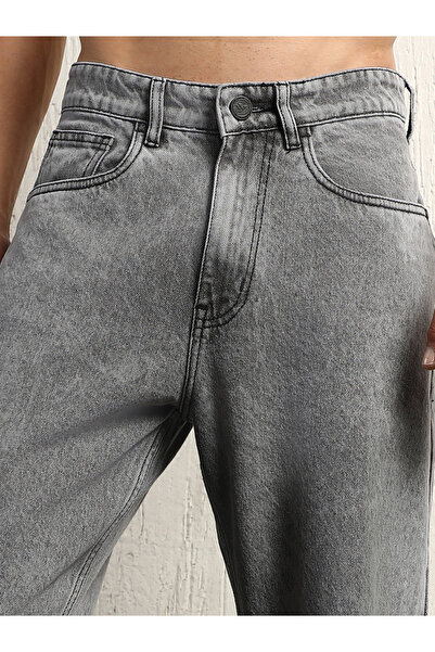 Hubberholme By Styli Mid Rise Relaxed Fit Jeans