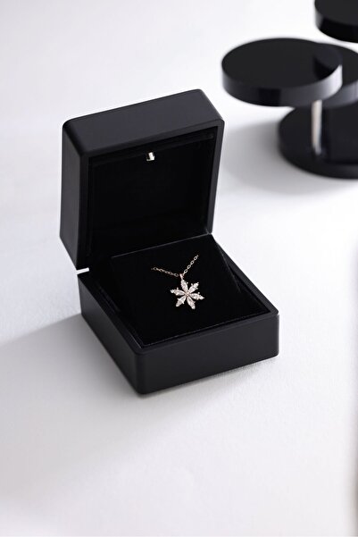 Nereze 925 Ayar Gümüş Işıklı Kutuda Beyaz Taşlı Lotus Kamelya Çiçeği Kolye