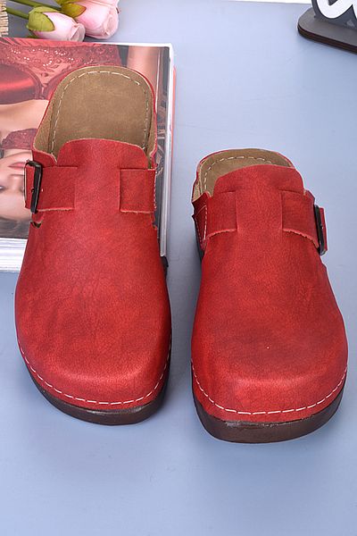 DOGİYE 3071 Papuci anatomici de culoare roșie