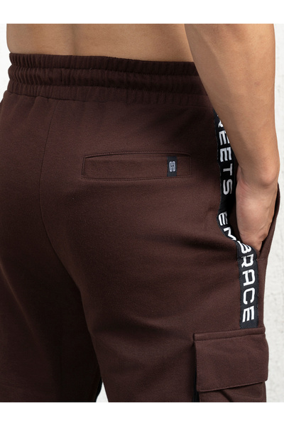 Hubberholme By Styli Regular Fit Contrast Panel Printed Joggers