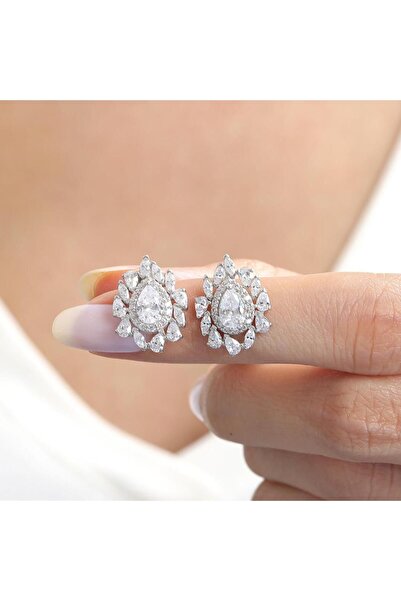 Effective Diamond İstanbul İhtişamı Işıltılı Gümüş Küpe