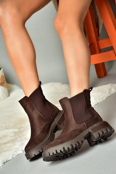 Fox Shoes R312152902 Γυναικείες μπότες καφέ σουέντ με χοντρή σόλα