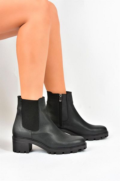 Fox Shoes Μαύρα γυναικεία μποτάκια με κοντό τακούνι L252022009