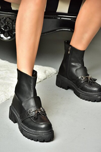 Fox Shoes Czarne buty damskie na grubej podeszwie