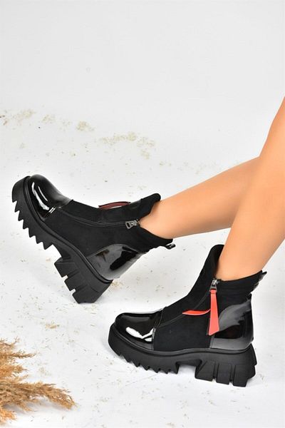 Fox Shoes Černé semišové dámské boty se silnou podrážkou L239001802