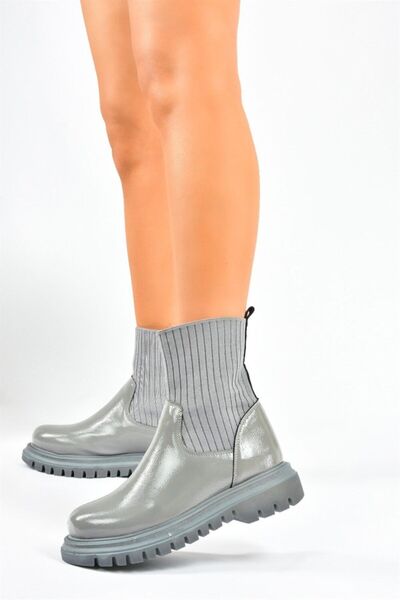 Fox Shoes Γκρι λουστρίνι γυναικείες μπότες L524021408