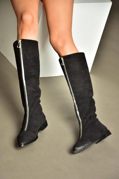 Fox Shoes R272961602 Черни велурени дамски боти с цип
