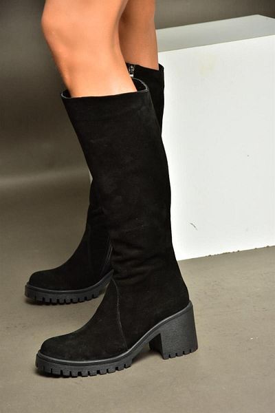 Fox Shoes R654047702 Μαύρες γνήσιες δερμάτινες σουέτ γυναικείες μπότες με χοντρό τακούνι