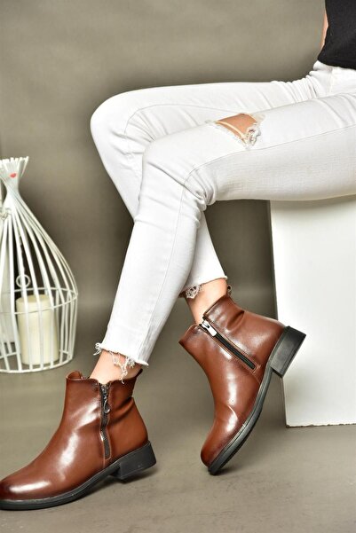 Fox Shoes R374050409 Brązowe buty damskie z niską podeszwą