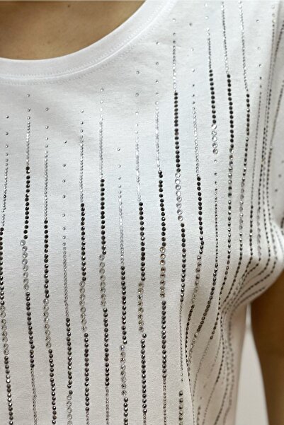 RICH GLAM Loose Cut Crew Neck Plus Size Crystal Stone Women's T-shirt