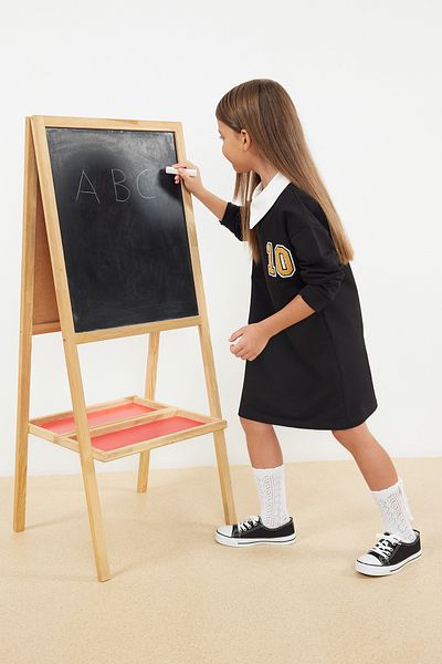 TRENDYOLKIDS Black Girl's Slogan Seasonal Knitted Dress - Tkdaw25el00009