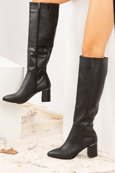Fox Shoes Μαύρες γυναικείες μπότες από συνθετικό δέρμα J518111409