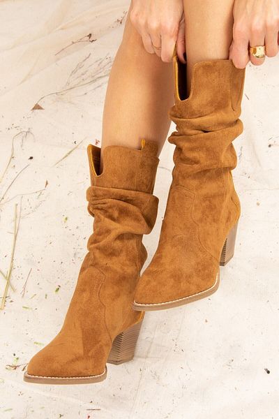 Fox Shoes Dámské semišové boty Tan Suede J404040002