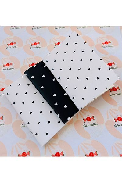 ÖZ KIRTASİYE Heart Patterned Black-White Set of 3 Notebooks