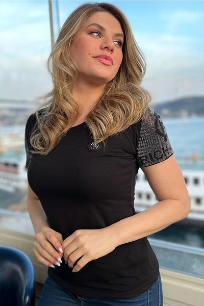 RICH GLAM Tricou negru din bumbac, cu decolteu crew, cu mâneci Crystal Stone