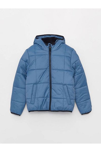 LC Waikiki معطف منتفخ أساسي للأولاد مع غطاء للرأس