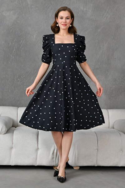 lovebox Γυναικείο ύφασμα κρεπ κοντομάνικο τετράγωνο λαιμό μίντι μήκους μαύρο φόρεμα με σχέδιο πουά 080