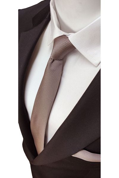 Elegante Cravatte Salmon Colored Dobby Woven Tie and Handkerchief