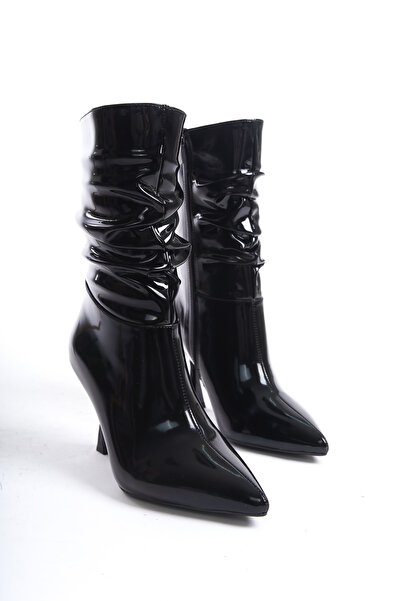 UĞURÖKÇE KADIN SİYAH RUGAN SİVRİ STREÇ KÖRÜKLÜ BOT