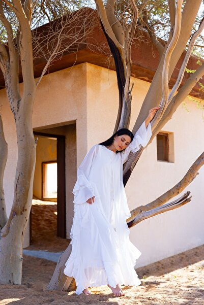 Nuum Design Chiffon Abaya White + Shawl with Flywheel Detail