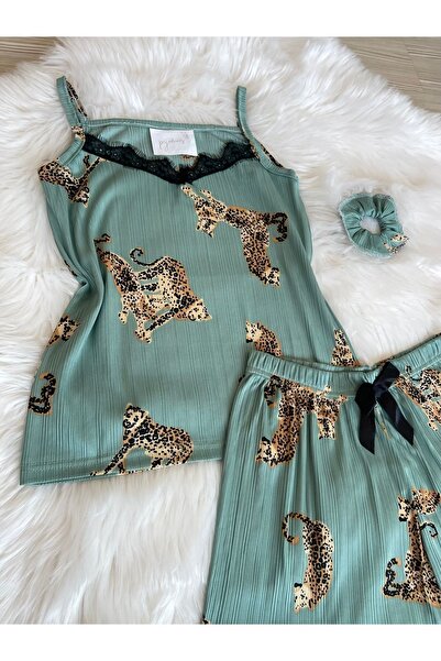 Pijamacs Pegasus mintás zöld rövidnadrág pizsama szett