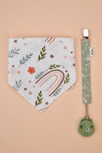 e&f Store Organic Certified Double Layer Muslin Fabric Bib and 100% Cotton Green Pacifier Strap Set