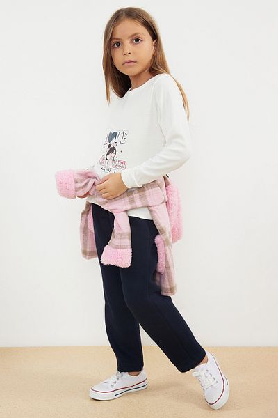 TRENDYOLKIDS Girl's Plaid Patterned 3-Piece Knitted Set - Jacket, T-Shirt, Trousers TKDAW25AU00031