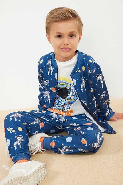 TRENDYOLKIDS Boy's Navy Galactic Print T-shirt and Pants Cardigan Set - Knitted Bottom-Top Set TKDAW25AU00000