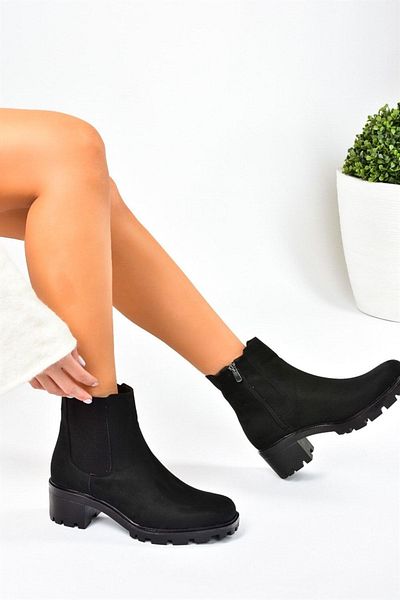 Fox Shoes Schwarze Wildleder-Damenstiefel mit kurzem Absatz L252022002