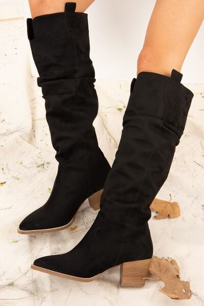 Fox Shoes Černé semišové dámské boty J404040102