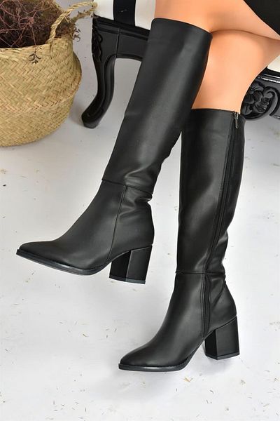 Fox Shoes Schwarze Damenstiefel mit dickem Absatz L251081609