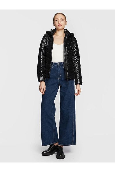 Calvin Klein سترة رياضية نسائية أساسية