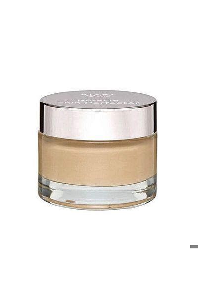Rival Loves Me 27 ml concealer and Powder