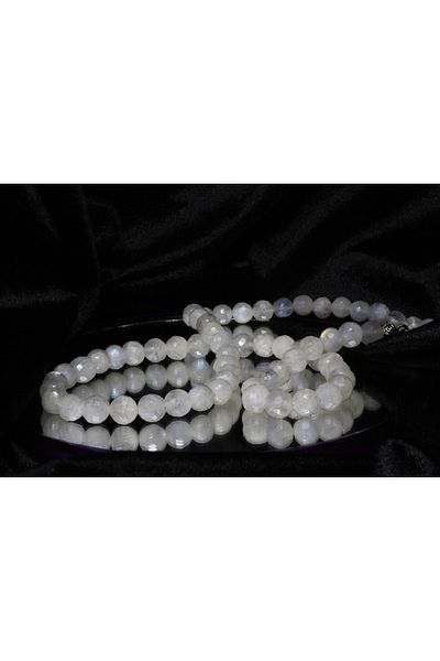 ILGIN DOĞAL TAŞ TAKI Facet Cut Moonstone Necklace - Glitter of Mystery and Purity, Blue Glitter