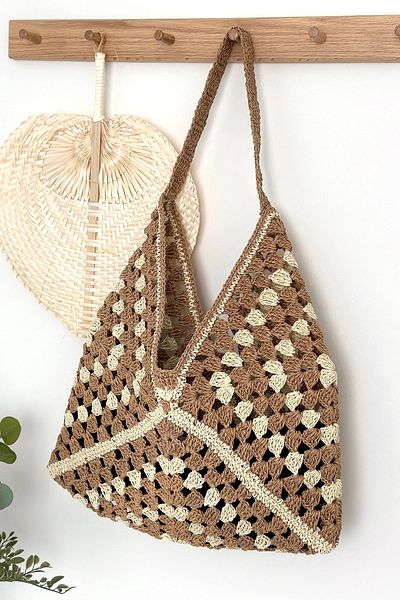 BECCASTYLE Straw Textured Raffia Summer Bag - Knitted Tote, Envelope and Shoulder Bag