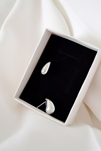 ATELİER GİZEM Kadın gümüş renkli damla küpe