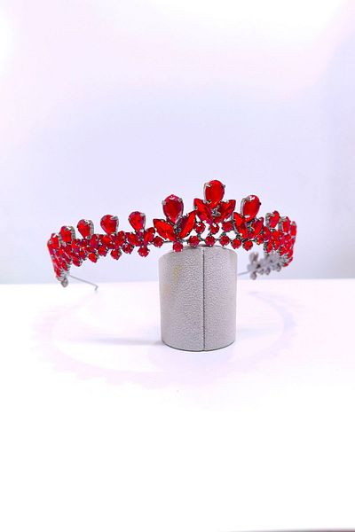 SimgeAksesuar Stylish and Elegant Red CrysTal Jewelled Engagement and Bindal Crown