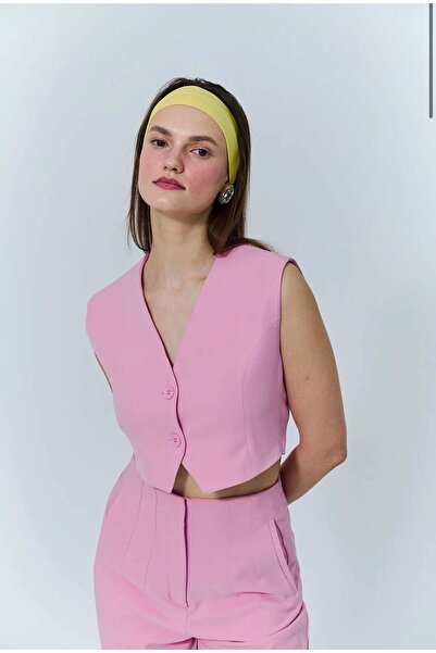 Quzu Button Detailed Short Vest Jacket Pink