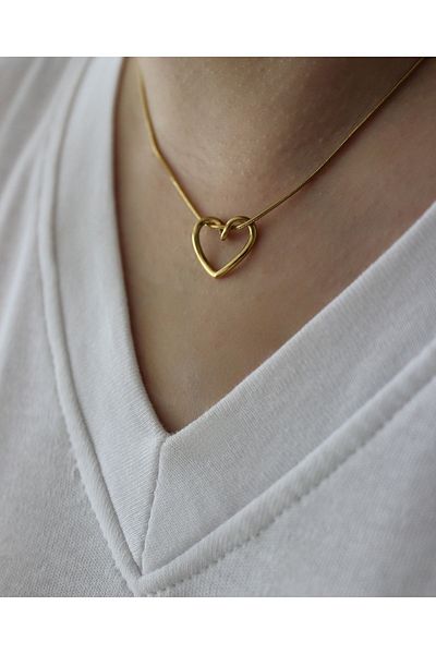 nevamor Gold Steel Knot - Heart Necklace Design
